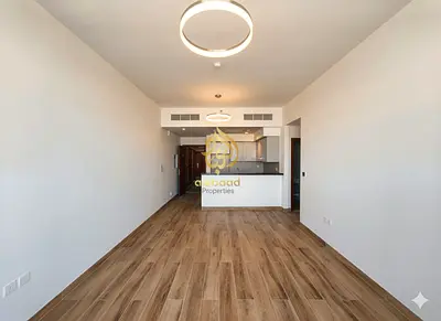 شقة بغرفة نوم واحدة | نرجس 2، المدينة الدولية المرحلة 2 | مناظر متعددة | شرفة