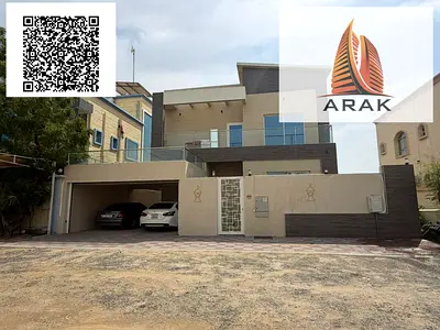 فيلا للبيع – الياسمين، عجمان  فرصة مميزة لامتلاك فيلا سكنية في منطقة الياسمين بعجمان، بتصميم عملي ومساحات واسعة تناسب العائلات الباحثة عن الراحة والاس