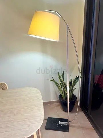 Floor lamp