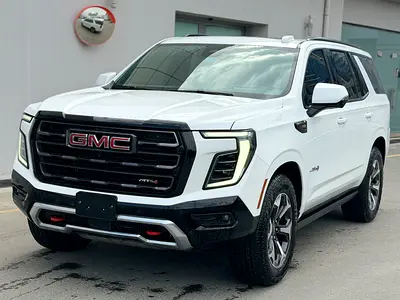 2025 GMC Yukon AT4 ULTIMATE - GCC Specs - UNDER WARRANTY !