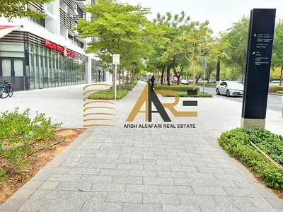 Lavish 1BHK Apartment with Balcony, Gym and pool in gated community.
