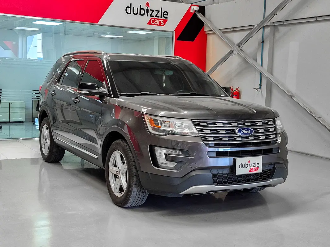 Ford Explorer 2016 — photo 1 of 16