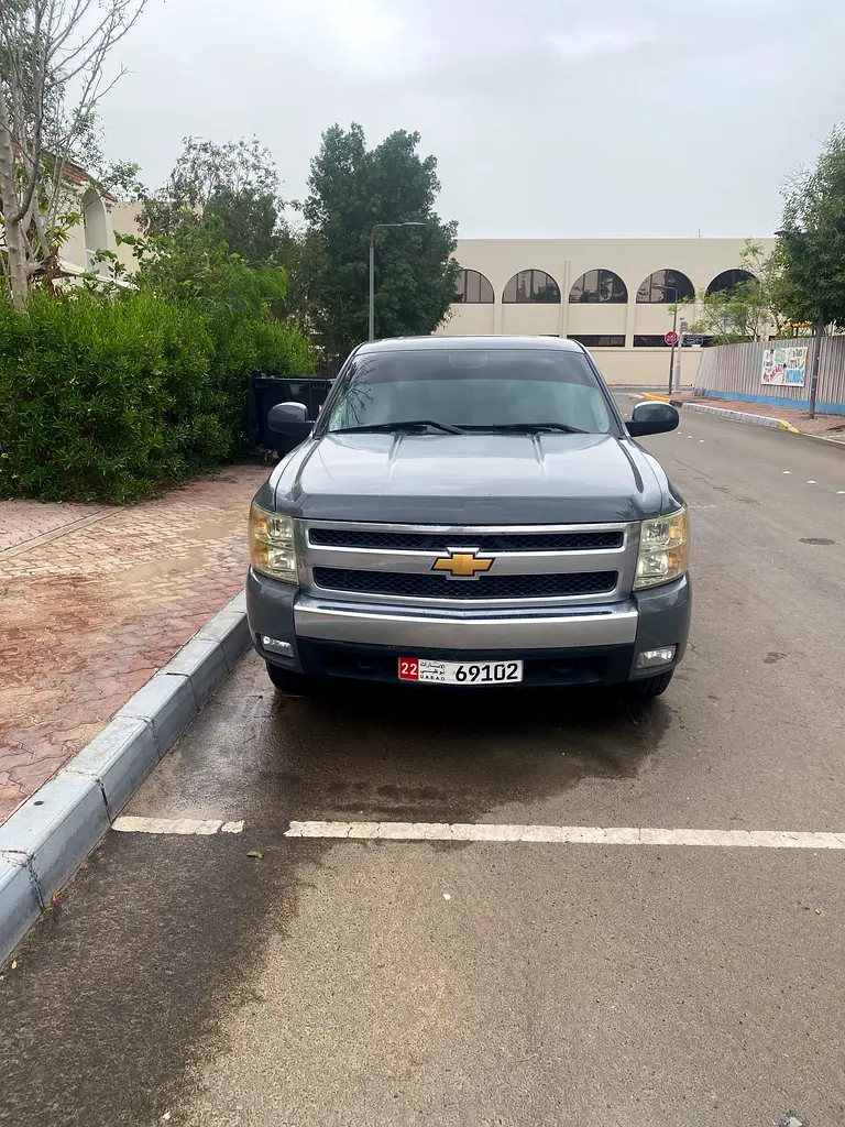 Chevrolet Silverado 2008 — photo 1 of 6