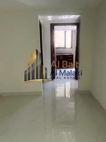 للإيجار سكن جديد اول  ساكن مخرج دبي في التعاون