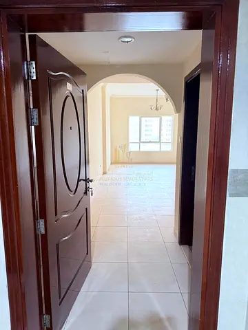 🏢 شقة للبيع في المجاز – غرفة وصالة