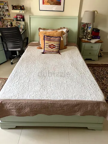 Bed Frame (excl. mattress) + Bedside Table