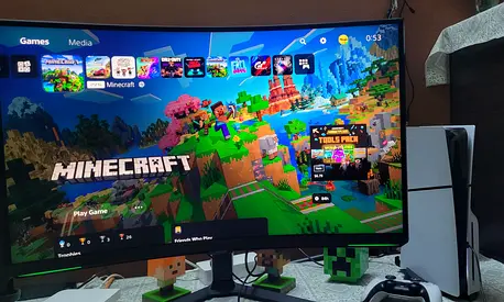 Samsung Neo G8 32 inch curved gaming Monitor in warranty ( 4k 240 hz miniled )