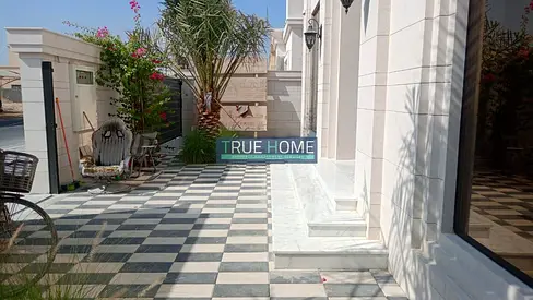 Luxury 5-Bedroom Villa with Garden | Al Hoshi