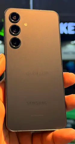 Samsung S24  Storage 128GB RAM