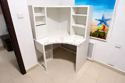 MICKE Corner workstation