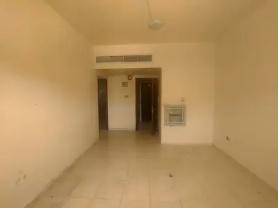 Lavish 1bhk full family building near in school area 33k