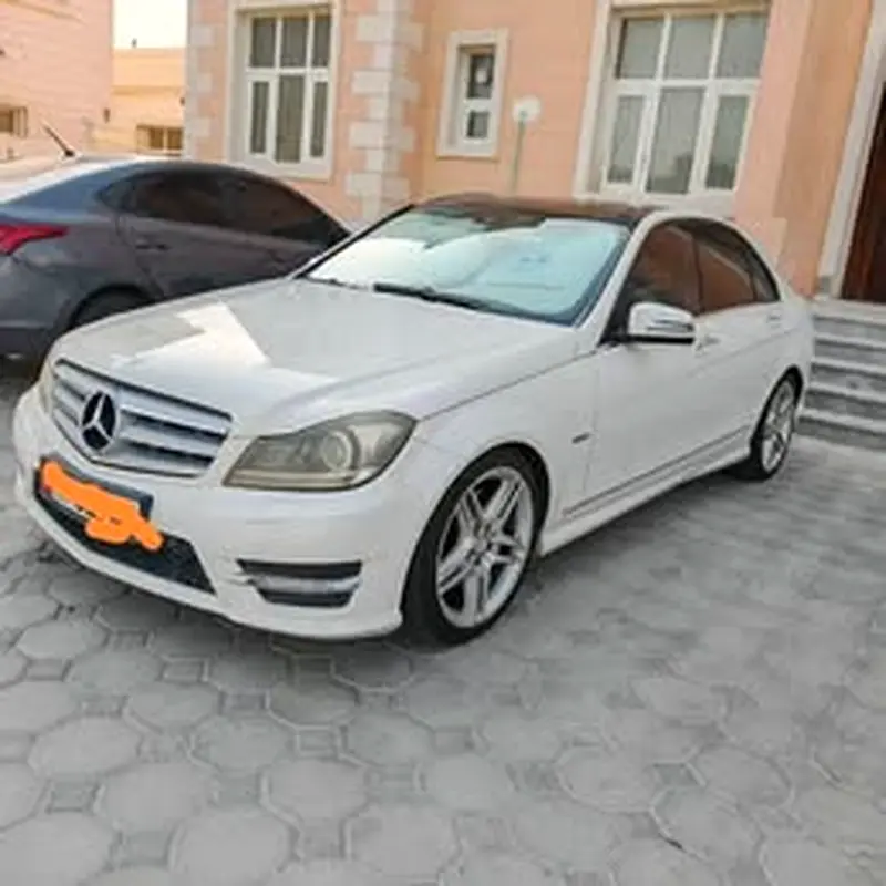 Mercedes-Benz C-Class 2012 — photo 1 of 4