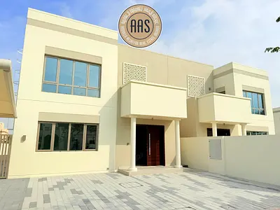 No commission Spacious 4bedroom villa with maid room all facilities in garden view villas jabal Ali Dubai
