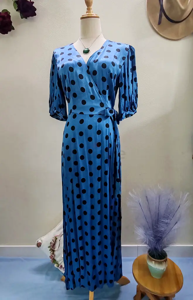 Zara | Blue polka-dot wrap dress  size M | dubizzle Dubai