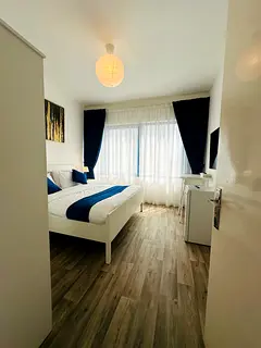 Executive Room For Ladies-City Center-Free Housekeeping,Fully Equipped Kitchen