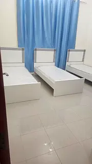 EXECUTIVE GENTS SHARING ACCOMODATION WITH SEPERATE TOILET