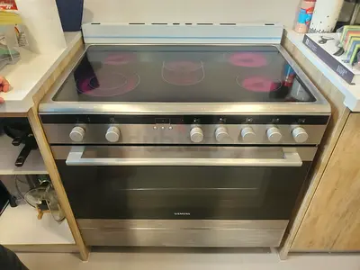 Siemens 90cm Electric Ceramic Cooking Stove