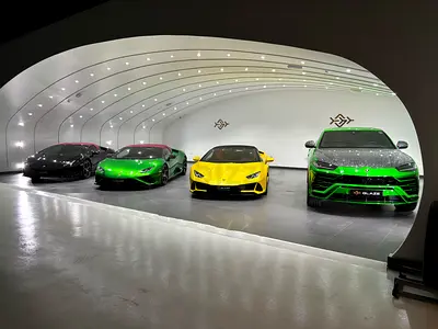 Auto Showroom/Detailing/Bodyshop/car storage for rent / sale