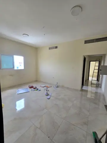 اقل اسعار بعجمان غرفة وصالة مع بلكونة وتكييف مركزي بتشطيبات ممتازة وموقع حيوي جدا بمنطقة البستان عجمان بسعر مغري جدا