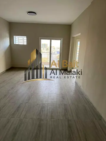 Three rooms and a large living room The first resident Asplet adaptation On Al-Uhda Street Exactly on the exit of Dubai With a wide universe