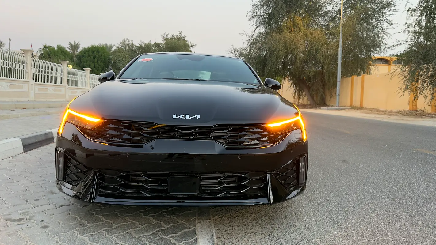 Kia K5 2025 — photo 1 of 13