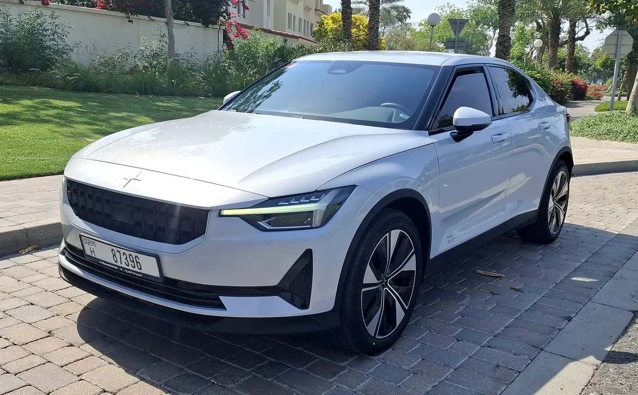 Polestar 2 2023 — photo 1 of 17