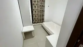 MINI MASTER ROOM NEAR METRO JADAF PARKING BALCONY