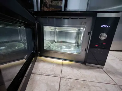 Bosch built in microwave series 6