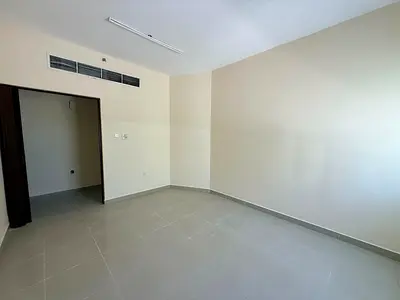 غرفتين وصالة /حمامين /مطبخ واسع /باركنج مجانى/ تكيف مركزي  /تشطيبات حديثة