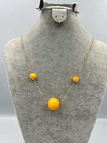 قلادة ذهب بكهرمان كلنغرادي نسائية - Women’s 18K gold necklace with natural, untreated Kaliningrad a