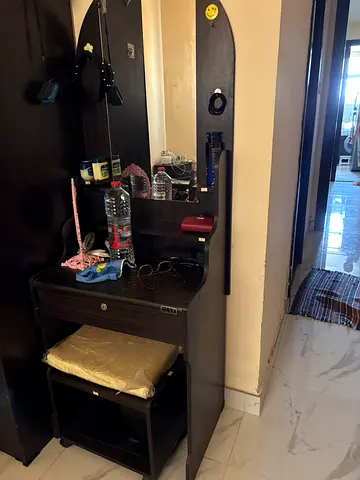 Dressing Table with small pulling table for sitting