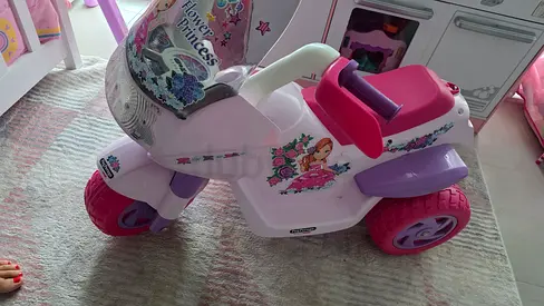 Kids Ride-on Toy Car