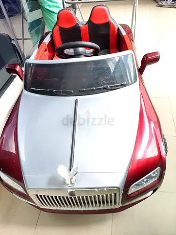 Rolls Royce battery chargeable 4 wheeler car