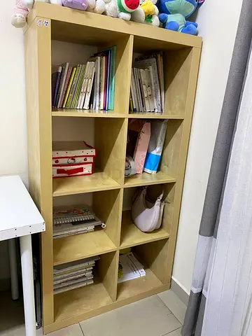 Book shelf