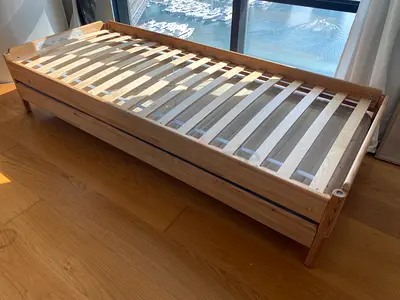 Ikea Utaker Day Bed