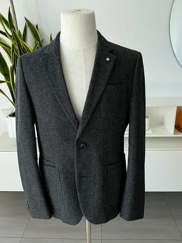 Peter Werth: Charcoal Grey Mens Blazer - Classic Single-Breasted Jacket