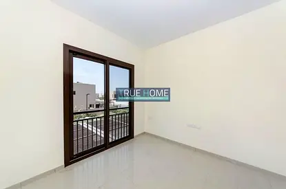 وحدة وسطى | ظهراً لظهر | واسعة