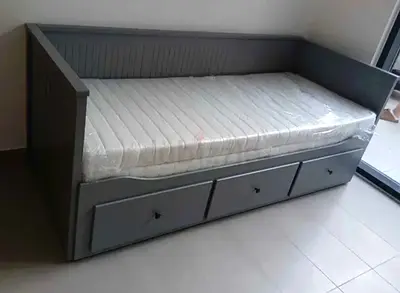 IKEA Hamnes Day bed with 3 storage drawers underneath and with 2 IKEA mattresses is available in exc