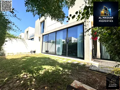 Own a villa with 3 master bedrooms and a swimming pool, including electricity, water, air conditioning, and furniture, at a very special price.