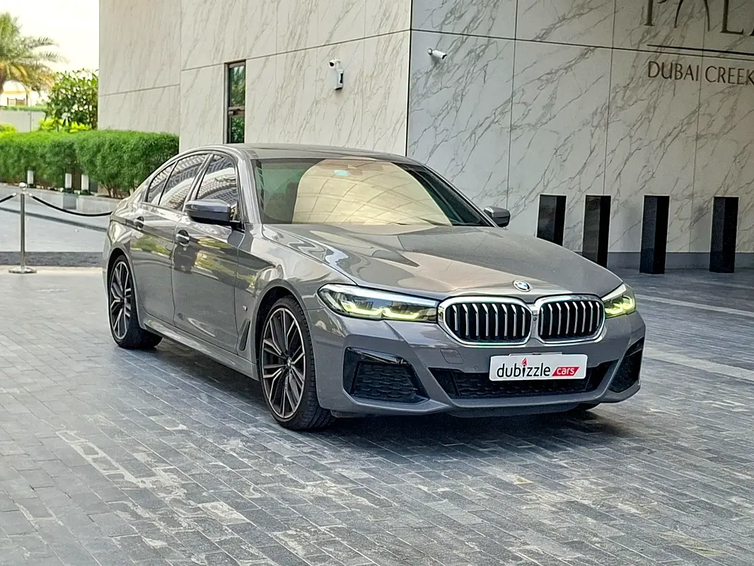BMW 5-Series 2022 — photo 1 of 15