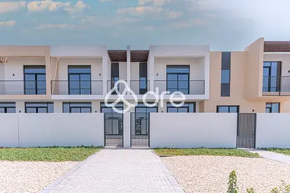 Single Row | Park Facing | Rented | Greenview 3