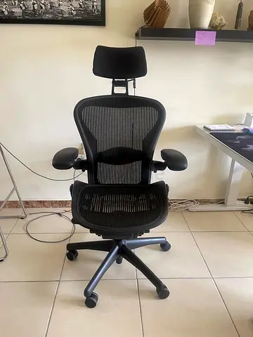 Herman Miller Aeron with Headrest Classic Office Chair fully loaded