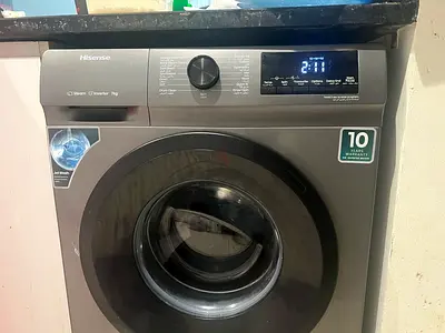 Hisense 7kg Front-Load Washing Machine — Working, 10-year Motor Warranty. Extended 2 year warranty