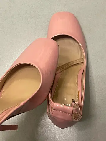 Pink Bershka Heels (Sandals )