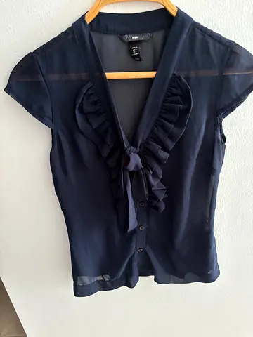HM short sleeve blouse