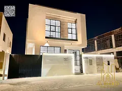 Excellent location on a street and side alley. Includes registration fees, water and electricity. Fr