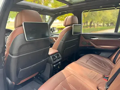 2017 BMW X5 缩略图 17