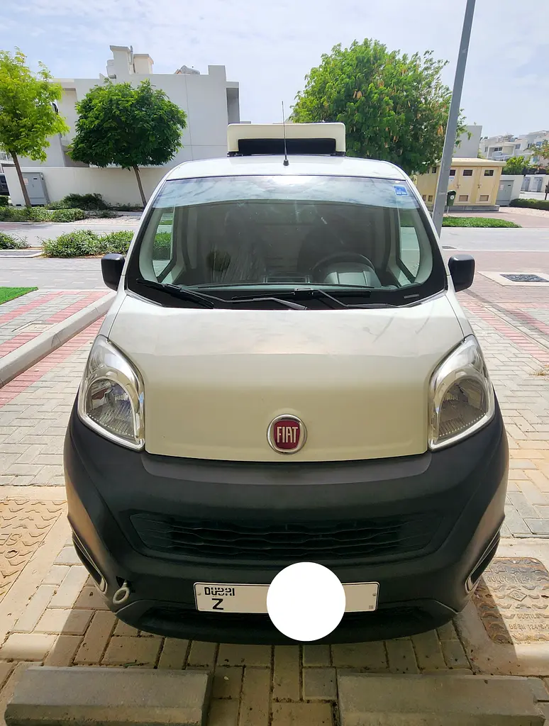 Fiat Fiorino 2019 — photo 1 of 9