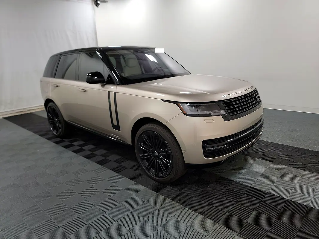 Land Rover Range Rover 2023 — photo 1 of 6