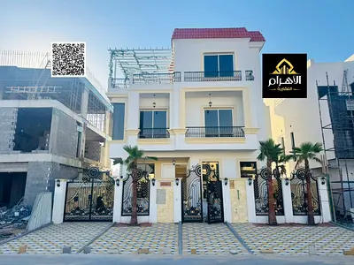New Classic Villa, 6 rooms, modern finishing, prime location, ground floor, first floor, and roof with swimming pool, next to the Chinese market. Elec